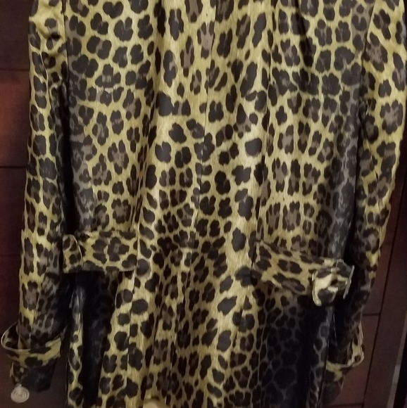 Silk animal print trench coat style jacket size 6 - Picture 4 of 9